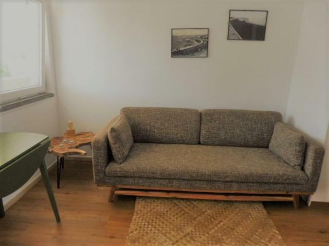 Sunny House Apartment Пареде Екстериор снимка